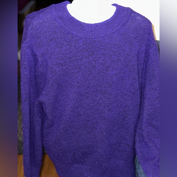 H&M Sweaters - H&M Crew Neck Sweater. Purple. XS